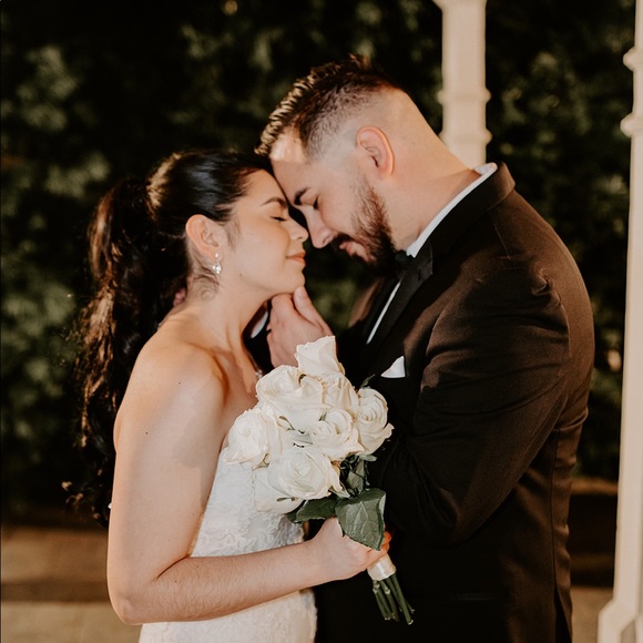 Meet your Posher, Sabrina - Picture 2 of 2